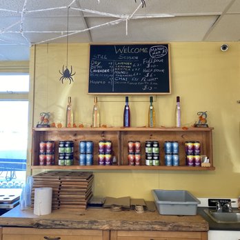 HoneyMaker - Wine Tasting Room Near Me - Kennebunk, Maine