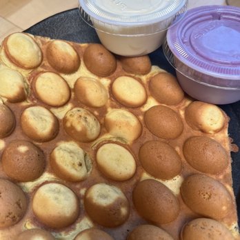 Lúa - Waffle with ube and cream dipping sauces - Vietnamese Near Me - Portland, Oregon Lúa - Waffle with ube and cream dipping sauces - Vietnamese Near Me - Portland, Oregon