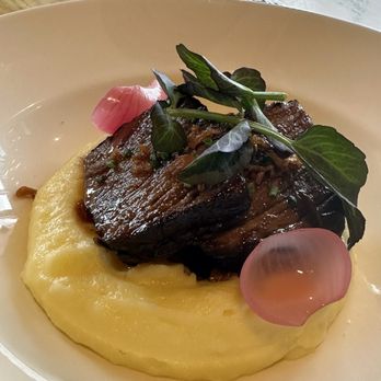 Amaterra Winery - Short Ribs - Wine Tasting Room Near Me - Portland, Oregon