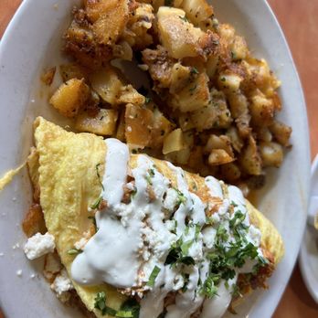 Original Breakfast House - Chicken Tinga omelette - Breakfast & Brunch Near Me - Phoenix, Arizona