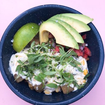 Lonesome Rose - Logan Square - Rajas Bowl - Bars Near Me - Chicago, Illinois