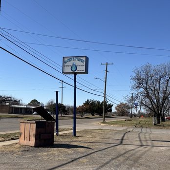 Wangs And Thangs - Entrance - Chicken Wings Near Me - Wichita Falls, Texas Wangs And Thangs - Entrance - Chicken Wings Near Me - Wichita Falls, Texas