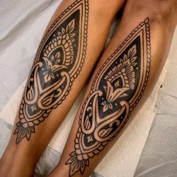 Halo Tattoo Collective - Matching leg tattoo by Martina.