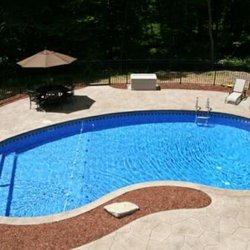 The Pool House - Beautiful Kidney