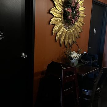 Thai District Restaurant - Restrooms - Thai Near Me - Brownsburg, Indiana