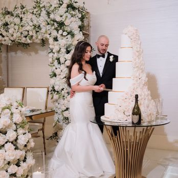 Mireya's Flowers - Florists Near Me - Garden Grove, California