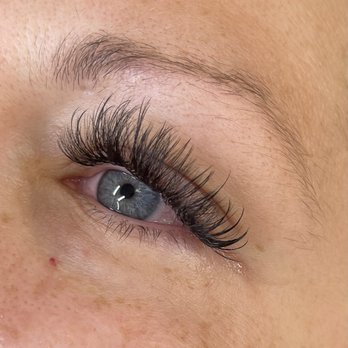 Lihilihi Lash Bar - After - Eyelash Service Near Me - Wailea, Hawaii