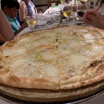 Bernini Honolulu - Absolutely the Best cheese pizza I ever had! - Italian Near Me - Honolulu, Hawaii Bernini Honolulu - Absolutely the Best cheese pizza I ever had! - Italian Near Me - Honolulu, Hawaii