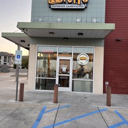 Which Wich - Entrance