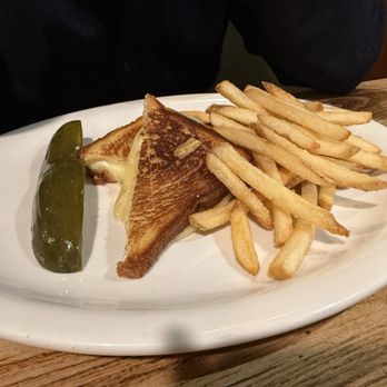 Pinecrest Diner - Grilled Cheese and Fries - Diners Near Me - San Francisco, California