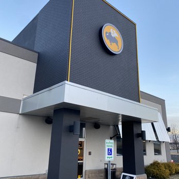 Buffalo Wild Wings - Front Entrance - Chicken Wings Near Me - Independence, Kentucky