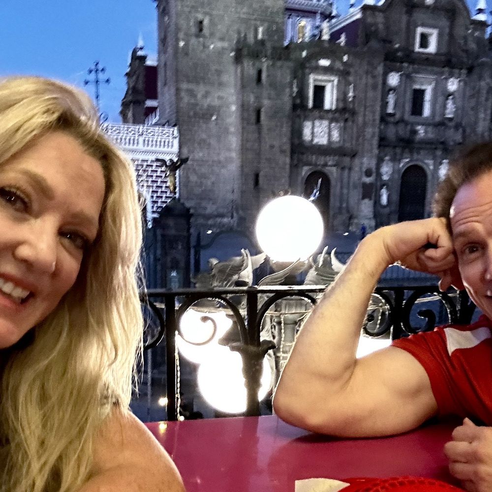 Frenchies Cafe - Sitting on one of the 5 or 6 verandas with tables for two and a fabulous view - Bars Near Me - Puebla, PUE Frenchies Cafe - Sitting on one of the 5 or 6 verandas with tables for two and a fabulous view - Bars Near Me - Puebla, PUE