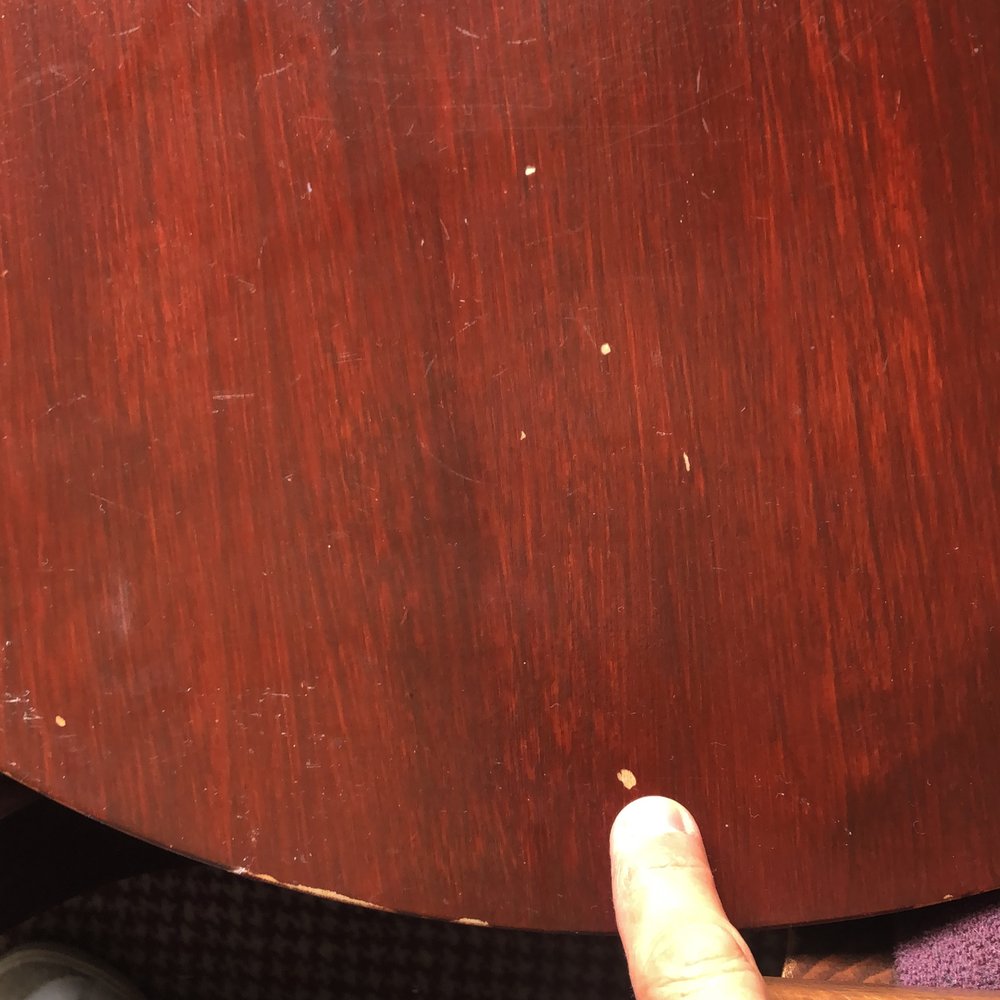 Stanneylands Hotel - Very chipped coffee table. - Hotels Near Me - Wilmslow, XGM