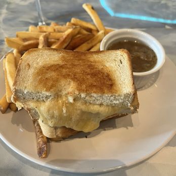 Full Belly - French onion grilled cheese - Breakfast & Brunch Near Me - San Antonio, Texas Full Belly - French onion grilled cheese - Breakfast & Brunch Near Me - San Antonio, Texas