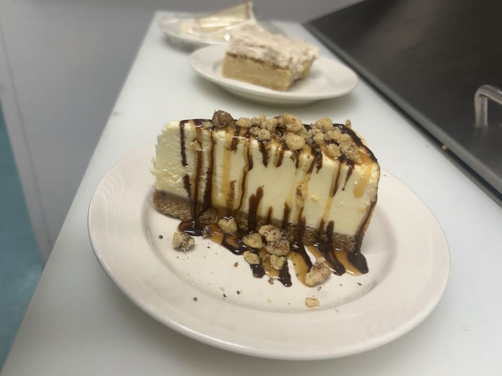 Captain Johns Seafood Logo