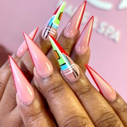 TM Nails & Spa