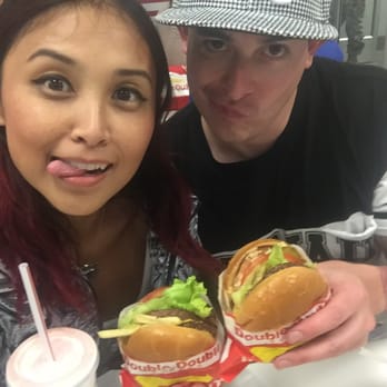 In-N-Out Burger - Best burgers!! - Fast Food Near Me - Millbrae, California In-N-Out Burger - Best burgers!! - Fast Food Near Me - Millbrae, California