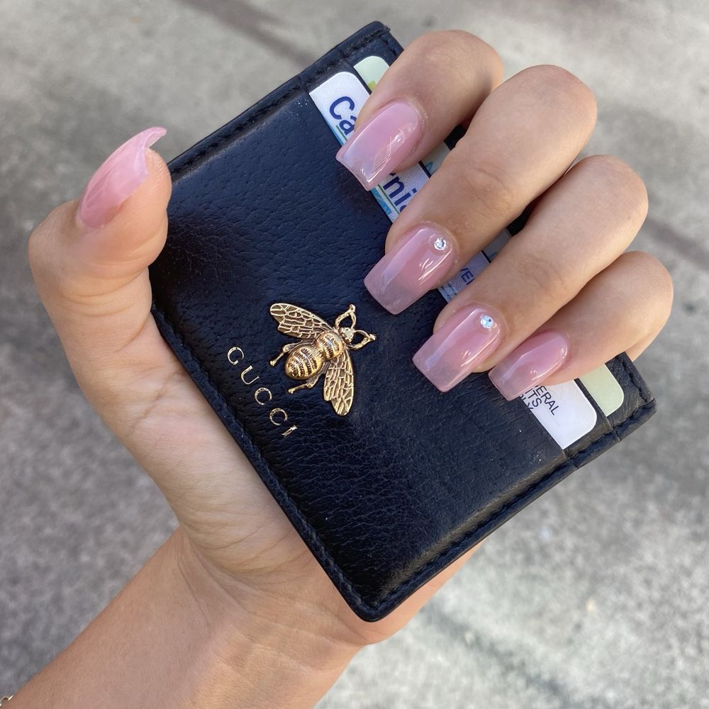 Gradient Nail - Nail Salons Near Me - Honolulu, Hawaii Gradient Nail - Nail Salons Near Me - Honolulu, Hawaii