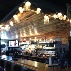 Outlaws Saloon