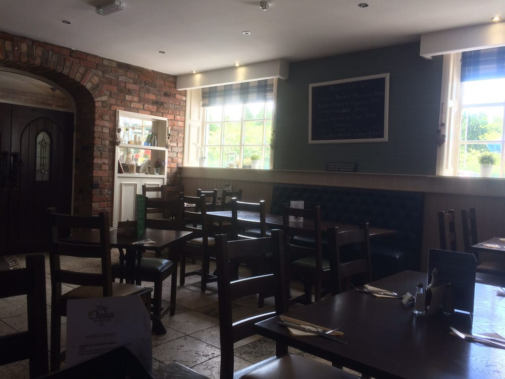 THE OAKS 5 Darragh Cross, Ballynahinch, Down, United Kingdom