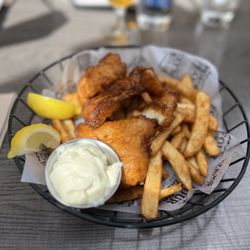 Four Peaks Brewing - Pub Fish And Chips