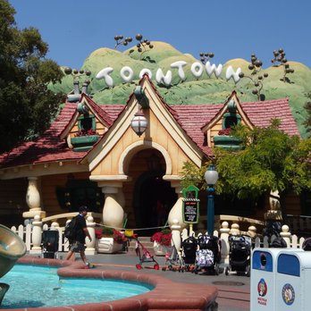 Mickey's Toontown - Amusement Parks Near Me - Anaheim, California