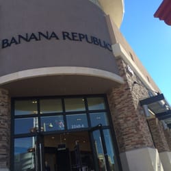 Banana Republic - Storefront.