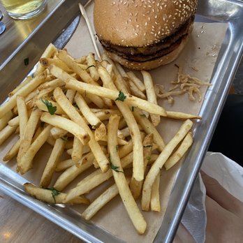 Craft Roots - BBQ burger - Bars Near Me - Morgan Hill, California Craft Roots - BBQ burger - Bars Near Me - Morgan Hill, California