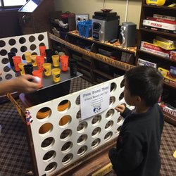 Green River Oaks Resort - Family fun fair! My boys had fun!