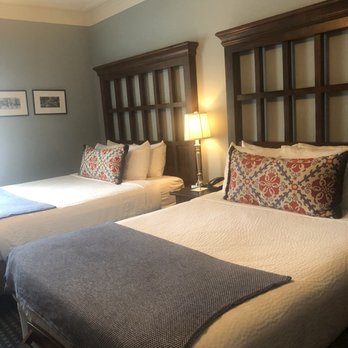 The Marshall House - 4th floor room - Hotels Near Me - Savannah, Georgia