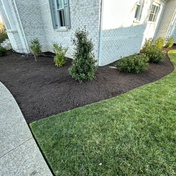Bryan's Landscaping - Mulch install - Lawn Services Near Me Bryan's Landscaping - Mulch install - Lawn Services Near Me