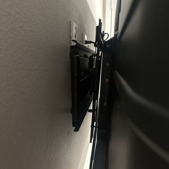 TV Mounting Inland Empire - No crazy holes of any kind!! - TV Mounting Near Me TV Mounting Inland Empire - No crazy holes of any kind!! - TV Mounting Near Me