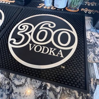 CloudBar - 360 CHICAGO - Bars Near Me - Chicago, Illinois CloudBar - 360 CHICAGO - Bars Near Me - Chicago, Illinois