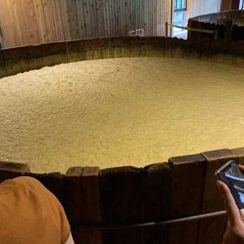 Maker's Mark Distillery - Tours Near Me - Loretto, Kentucky