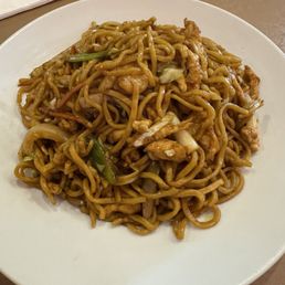 Lo Mein with chicken and shrimp