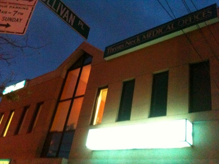 THROGGS NECK WALK IN URGENT MEDICAL CARE, PC Updated August 2024 19