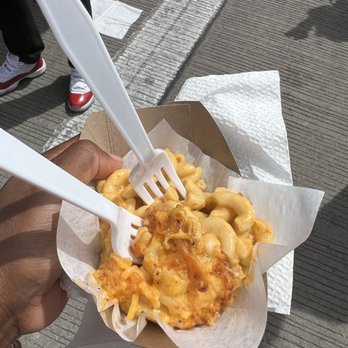 Southern Grace Eats - Southern Near Me - Cincinnati, Ohio