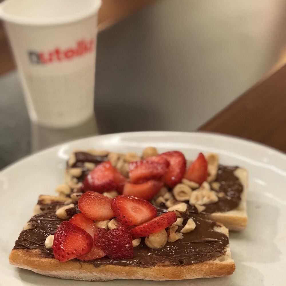 Nutella Cafe - Desserts Near Me - Chicago, Illinois Nutella Cafe - Desserts Near Me - Chicago, Illinois