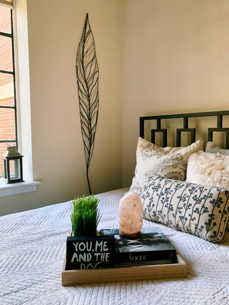 CAMERON COURT APARTMENTS Updated September 2024 13 Photos & 15