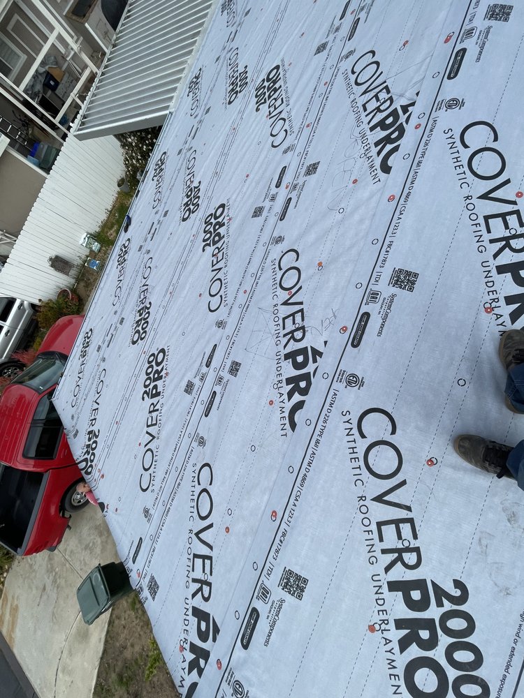 Slide of Alvarez Roofing