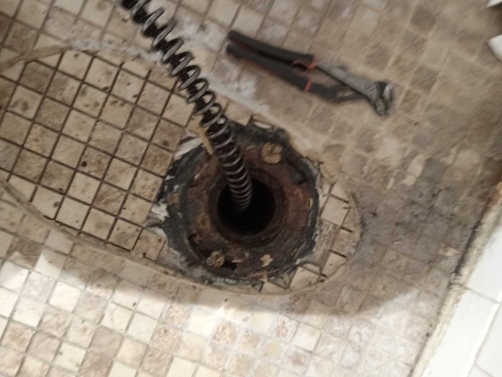 Slide of Advanced Plumbing & Drain Cleaning