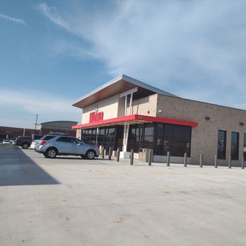 Wawa - Storefront - Breakfast & Brunch Near Me - Indianapolis, Indiana