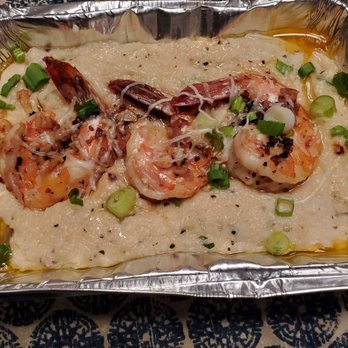 Nataz Restaurant - shrimp and cheddar grits - New American Near Me - Southington, Connecticut