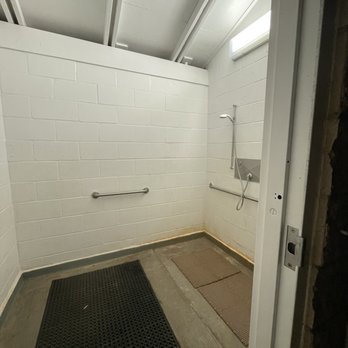 William Heise County Park - Showers- super clean. - Campgrounds Near Me - Julian, California
