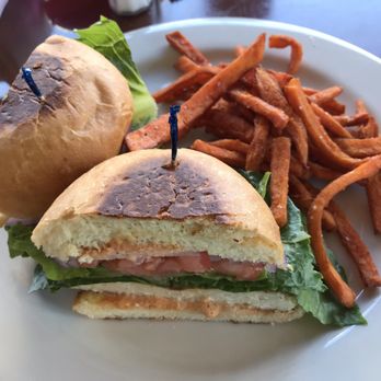 Z Cafe & Bar - Chicken burger - Bars Near Me - Oakland, California Z Cafe & Bar - Chicken burger - Bars Near Me - Oakland, California