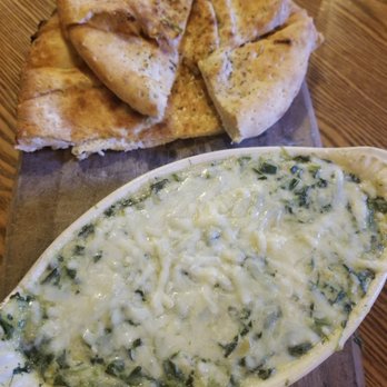 Fat Olives - Spinach artichoke dip, with fire roasted flat bread,  creamy and flavorful - Pizza Near Me - Flagstaff, Arizona