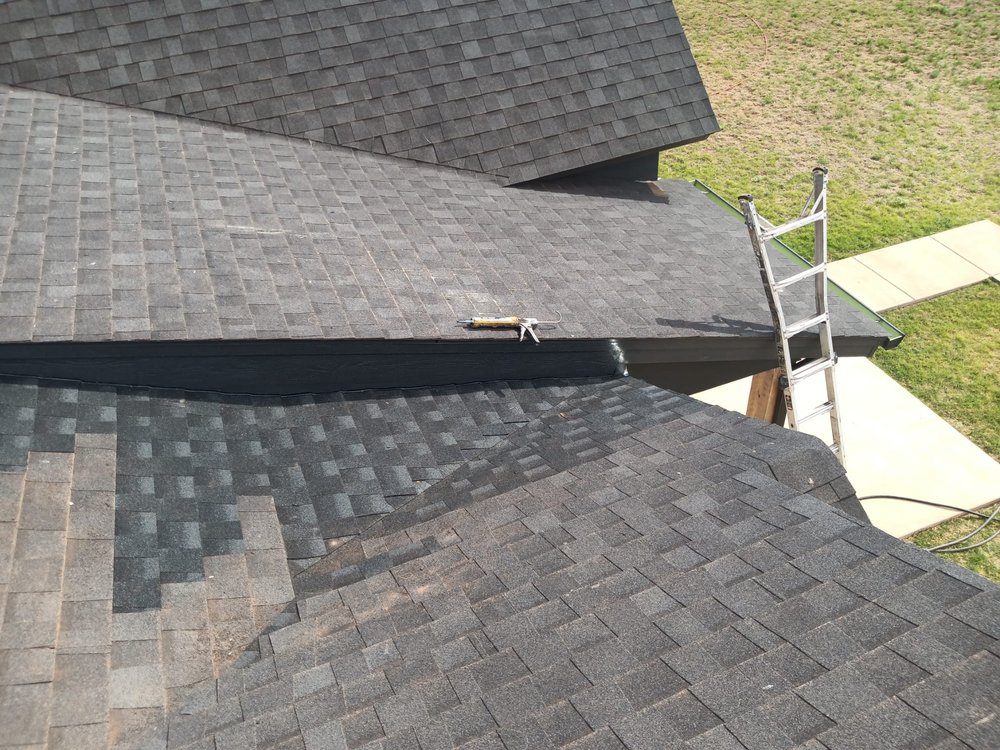 Slide of Llano Roofing