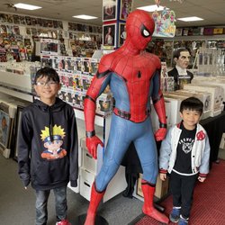 Best Comics International - Spiderman is always there to greet you!