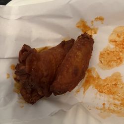 My Boys Pizza - Buffalo wings 6 pieces