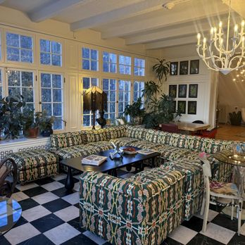 Blind Tiger Burlington - Hotels Near Me - Burlington, Vermont